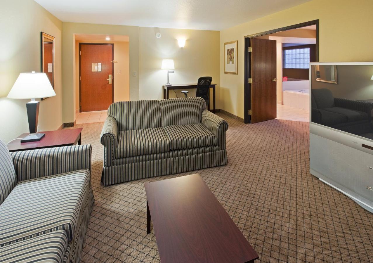 Holiday Inn Express Fallon By Ihg Exteriör bild