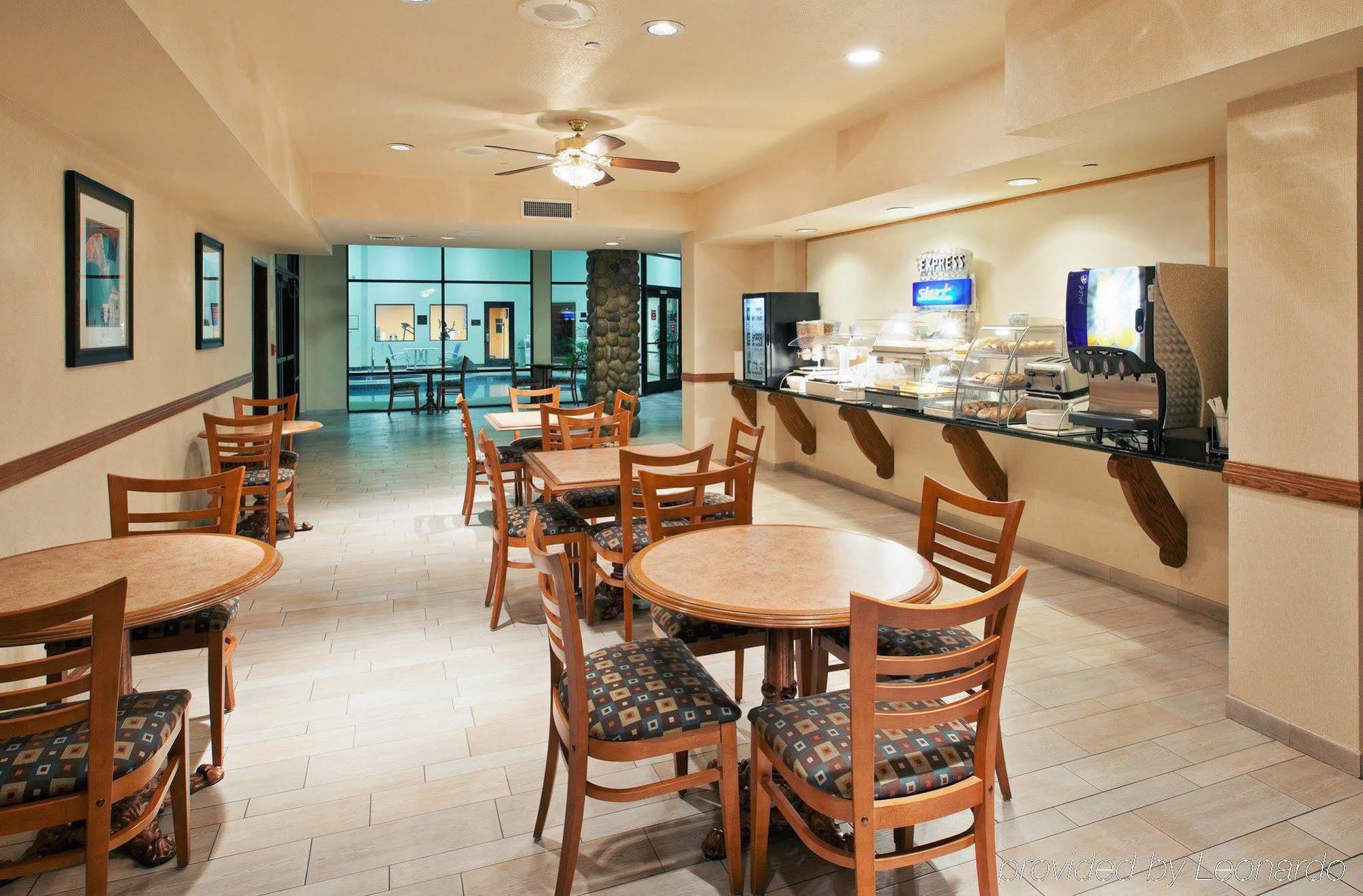 Holiday Inn Express Fallon By Ihg Restaurang bild