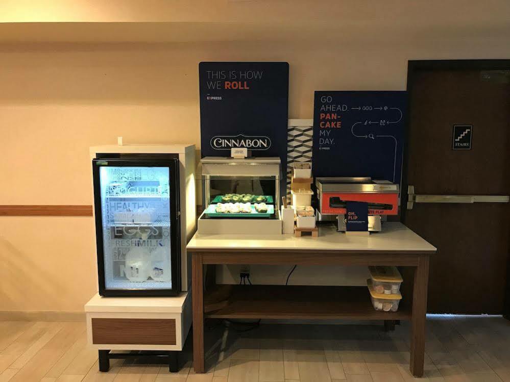 Holiday Inn Express Fallon By Ihg Exteriör bild