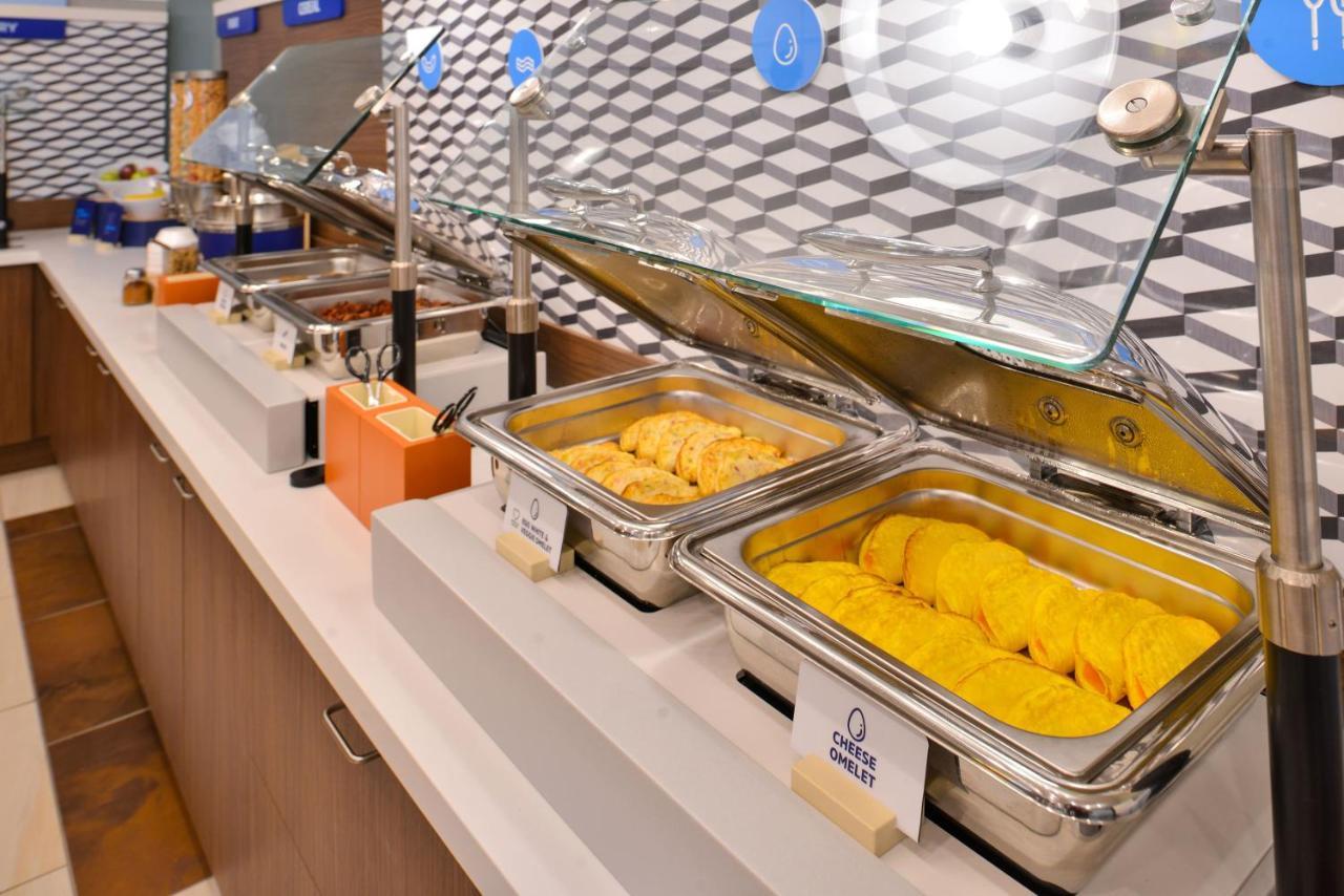 Holiday Inn Express Fallon By Ihg Exteriör bild