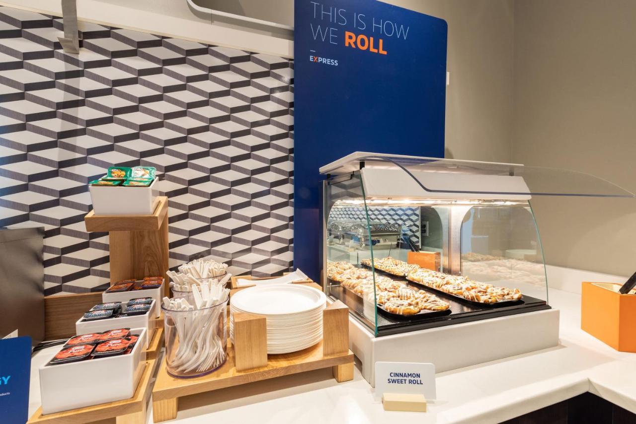 Holiday Inn Express Fallon By Ihg Exteriör bild